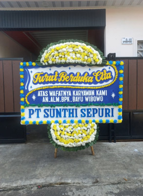 Papan Bunga Duka di Pancuran Bambu