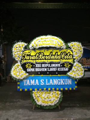 Papan Bunga Duka di Pancuran Bambu